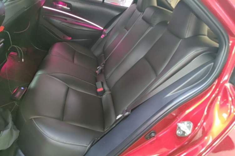 Used Toyota Levin 2019 185T CVT Luxury Edition China VI Standard Left Rear Seat