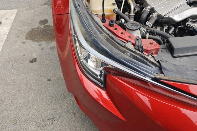 Used Toyota Levin 2019 185T CVT Luxury Edition China VI Standard Right Front Headlight