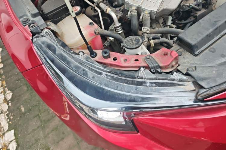 Used Toyota Levin 2019 185T CVT Luxury Edition China VI Standard Right Front Headlight