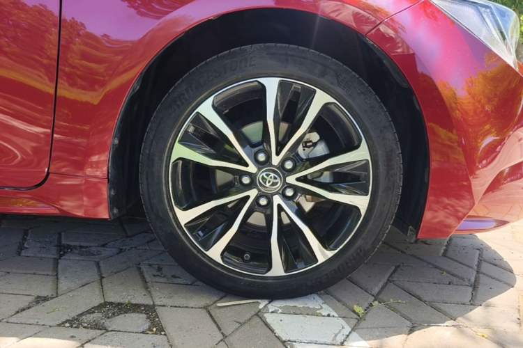 Used Toyota Levin 2019 185T CVT Sport Edition China VI Standard Right Front Wheel Hub