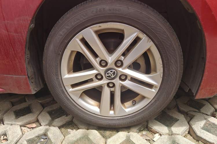 Used Toyota Levin 2019 185T CVT Luxury Edition China V Standard Right Front Wheel Hub