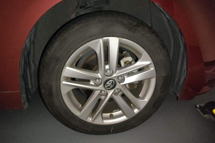 Used Toyota Levin 2019 185T CVT Luxury Edition China VI Standard Right Front Wheel Hub