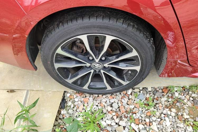 Used Toyota Levin 2019 185T CVT Sport Edition China VI Standard Right Rear Wheel Hub