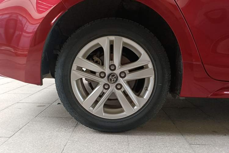 Used Toyota Levin 2019 185T CVT Luxury Edition China VI Standard Right Rear Wheel Hub
