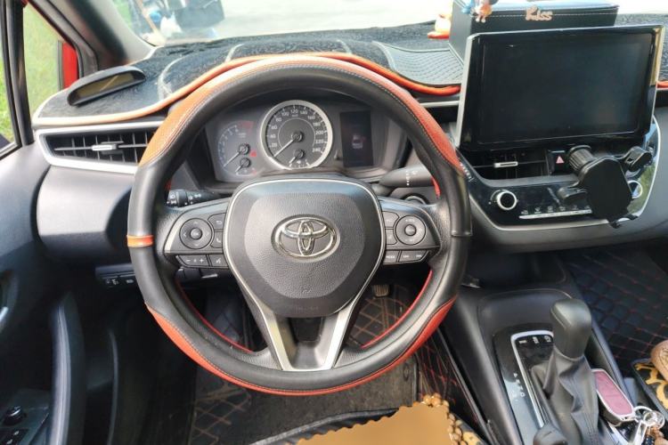 Used Toyota Levin 2019 185T CVT Luxury Edition China VI Standard Steering Wheel