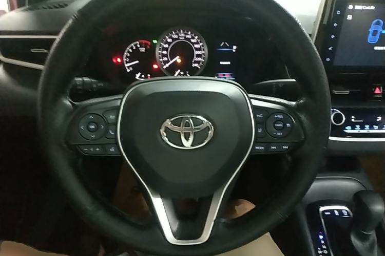 Used Toyota Levin 2019 185T CVT Luxury Edition China VI Standard Steering Wheel