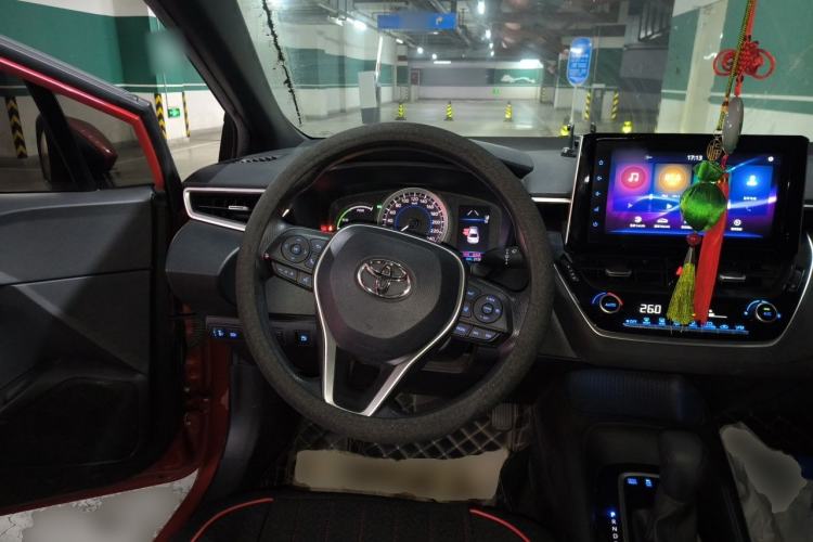 Used Toyota Levin 2019 Dual-Engine 1.8H E-CVT Luxury Edition China VI Standard Steering Wheel