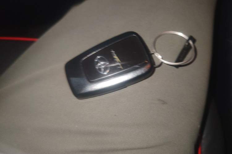 Used Toyota Levin 2019 185T CVT Luxury Edition China VI Standard Vehicle Key