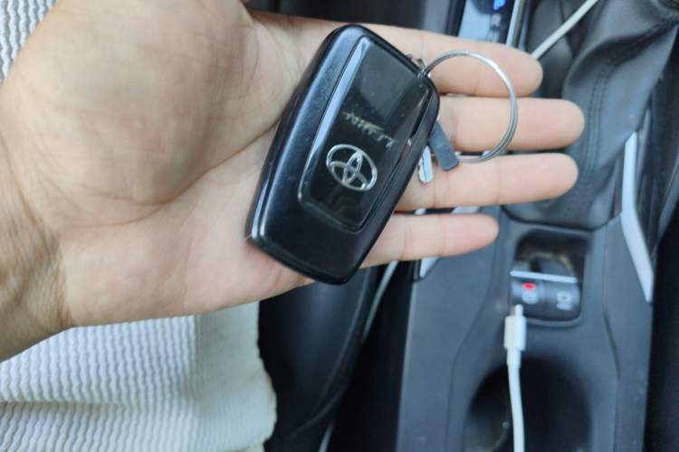 Used Toyota Levin 2019 185T CVT Luxury Edition China VI Standard Vehicle Key
