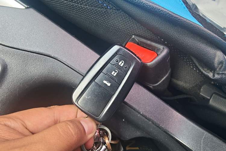 Used Toyota Levin 2019 185T CVT Sport Edition China VI Standard Vehicle Key
