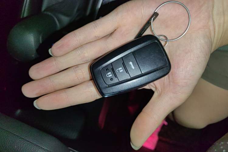 Used Toyota Levin 2019 185T CVT Luxury Edition China VI Standard Vehicle Key
