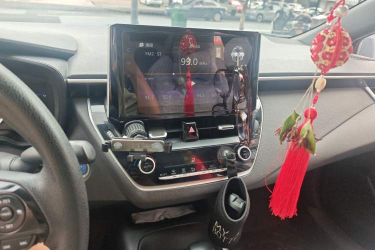 Used Toyota Levin 2019 Dual-Engine 1.8H E-CVT Luxury Edition China VI Standard Audio And AC Panel