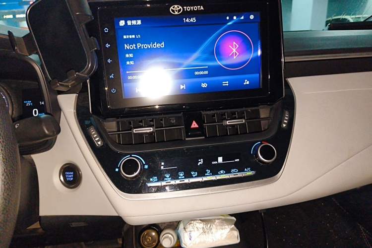 Used Toyota Levin 2019 185T CVT Luxury Edition China VI Standard Audio And AC Panel