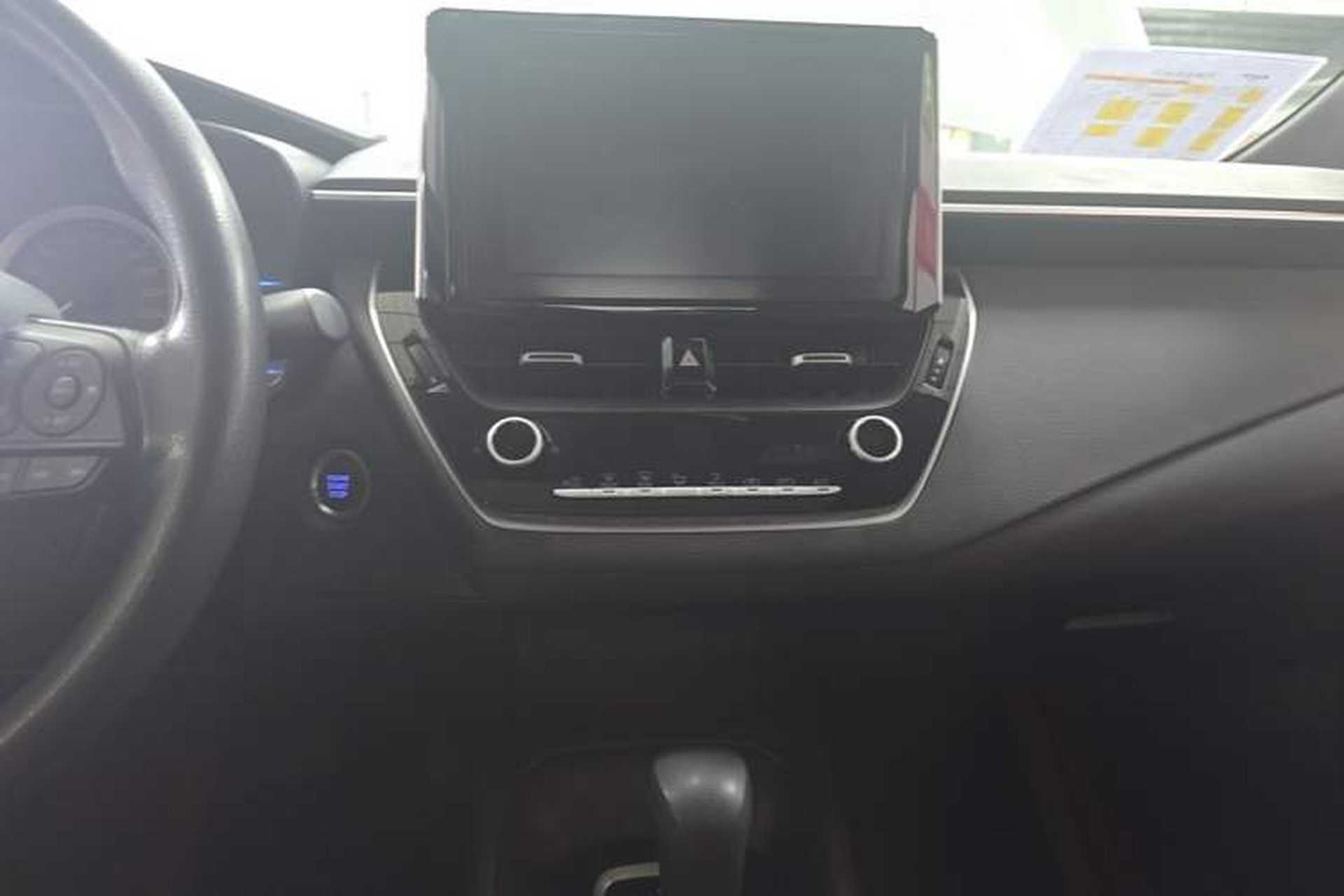 Used Toyota Levin 2019 185T CVT Luxury Edition China VI Standard Audio And AC Panel