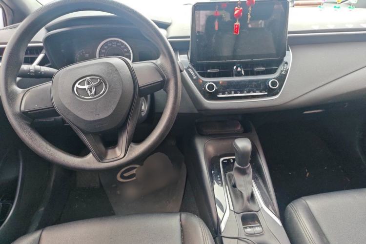 Used Toyota Levin 2019 185T CVT Entry-Level Version China VI Standard Center Console