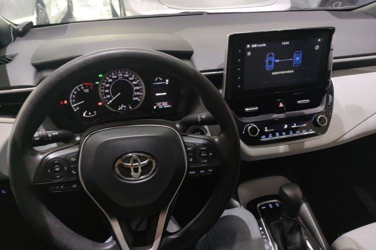Used Toyota Levin 2019 185T CVT Luxury Edition China VI Standard Center Console