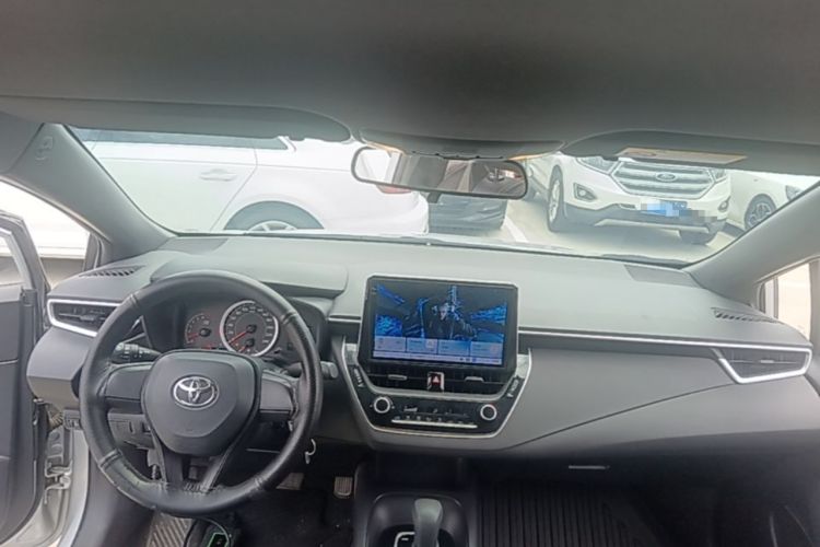 Used Toyota Levin 2019 185T CVT Entry-Level Version China VI Standard Center Console