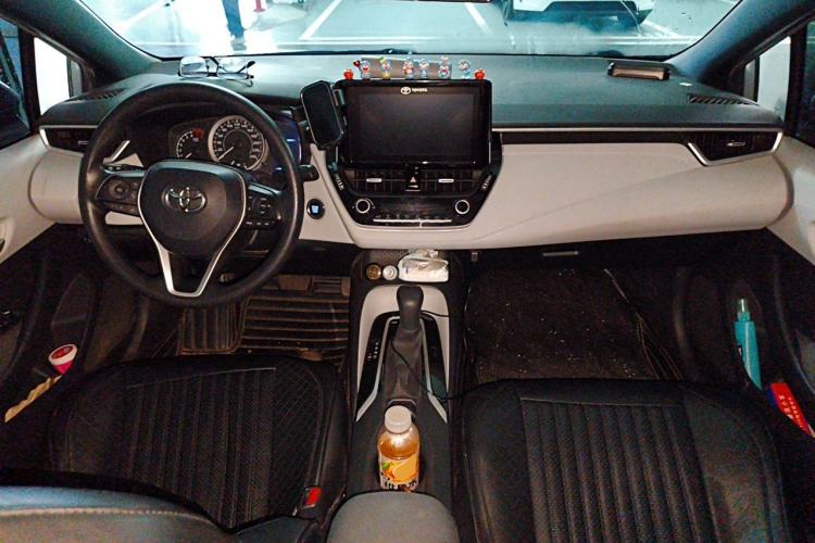 Used Toyota Levin 2019 185T CVT Luxury Edition China VI Standard Center Console