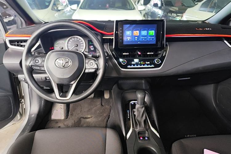 Used Toyota Levin 2019 Dual-Engine 1.8H E-CVT Luxury Edition China VI Standard Center Console