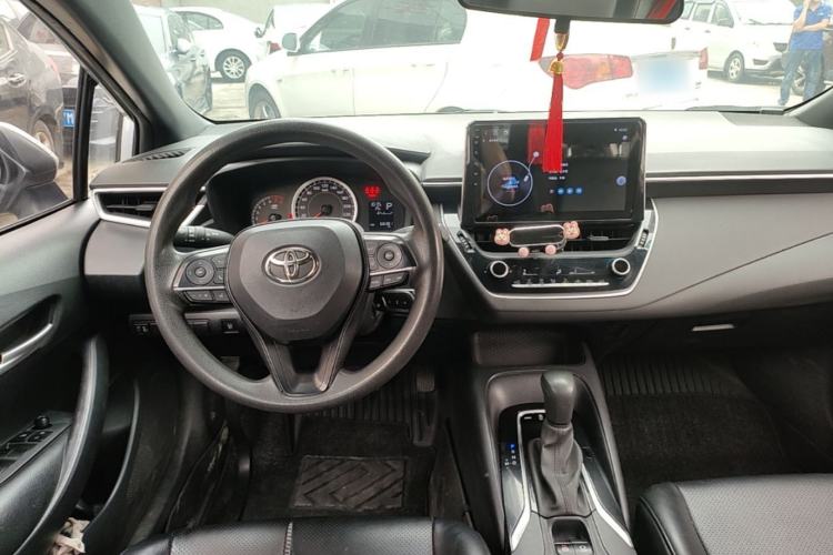 Used Toyota Levin 2019 185T CVT Entry-Level Version China VI Standard Center Console