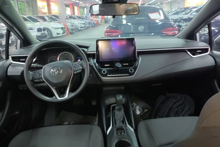 Used Toyota Levin 2019 185T CVT Luxury Edition China VI Standard Center Console