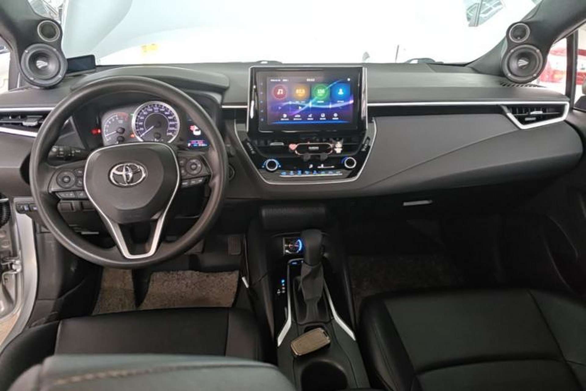 Used Toyota Levin 2019 185T CVT Luxury Edition China VI Standard Center Console