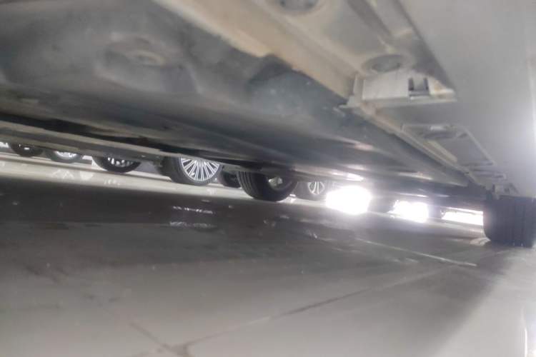 Used Toyota Levin 2019 185T CVT Luxury Edition China V Standard Chassis Front Left
