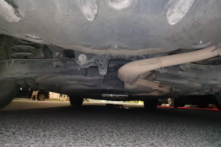 Used Toyota Levin 2019 Dual-Engine 1.8H E-CVT Luxury Edition China VI Standard Chassis Rear