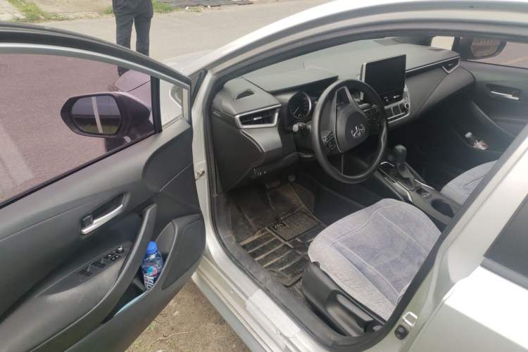 Used Toyota Levin 2019 185T CVT Luxury Edition China VI Standard Driver Seat