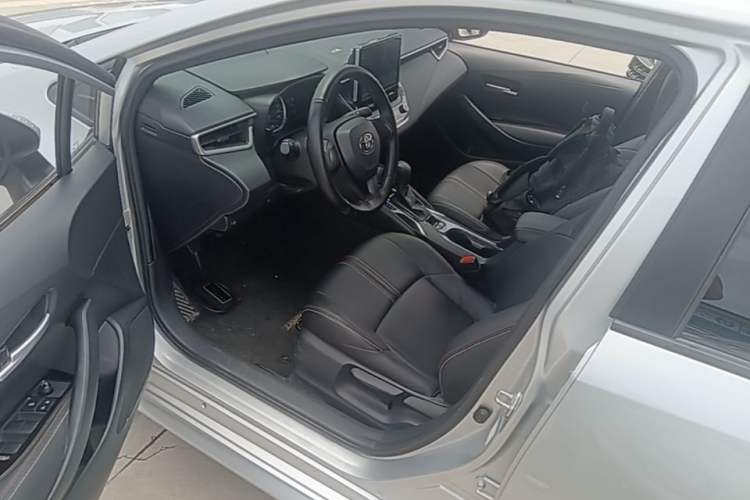 Used Toyota Levin 2019 185T CVT Entry-Level Version China VI Standard Driver Seat