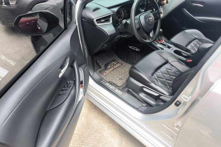 Used Toyota Levin 2019 185T CVT Entry-Level Version China VI Standard Driver Seat