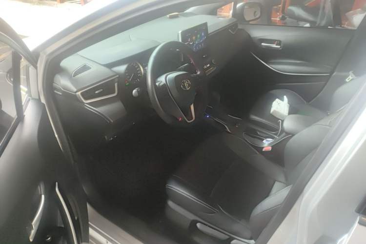 Used Toyota Levin 2019 Dual-Engine 1.8H E-CVT Sport Edition China VI Standard Driver Seat