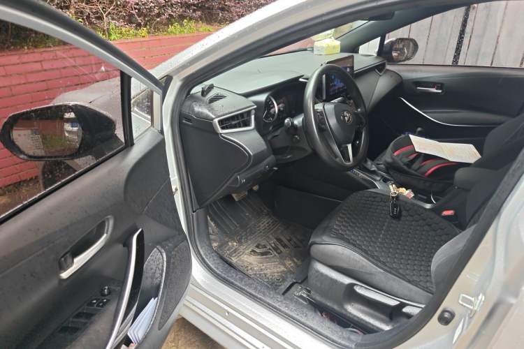 Used Toyota Levin 2019 Dual-Engine 1.8H E-CVT Entry-Level Model China V Standard Driver Seat