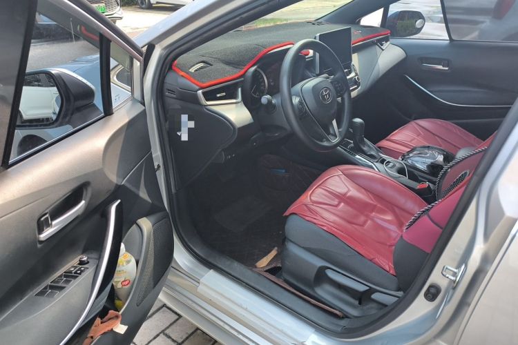 Used Toyota Levin 2019 Dual-Engine 1.8H E-CVT Luxury Edition China VI Standard Driver Seat