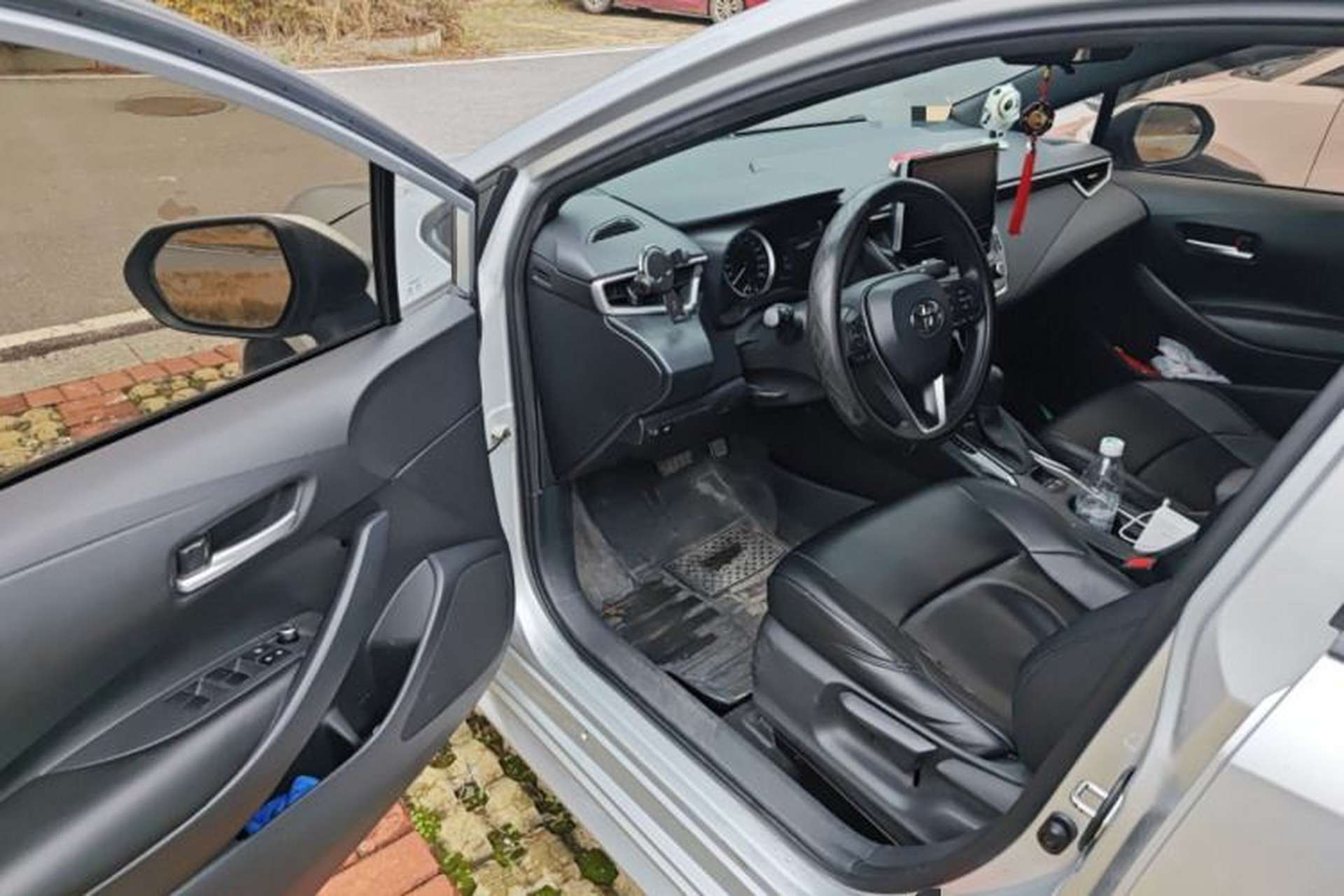 Used Toyota Levin 2019 185T CVT Luxury Edition China VI Standard Driver Seat