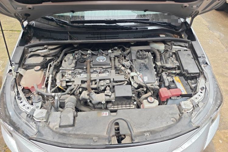 Used Toyota Levin 2019 Dual-Engine 1.8H E-CVT Entry-Level Model China V Standard Engine Bay