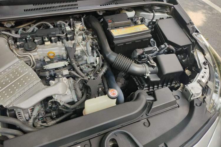 Used Toyota Levin 2019 185T CVT Entry-Level Version China VI Standard Engine Bay Left