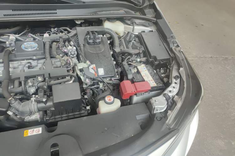 Used Toyota Levin 2019 Dual-Engine 1.8H E-CVT Sport Edition China VI Standard Engine Bay Left