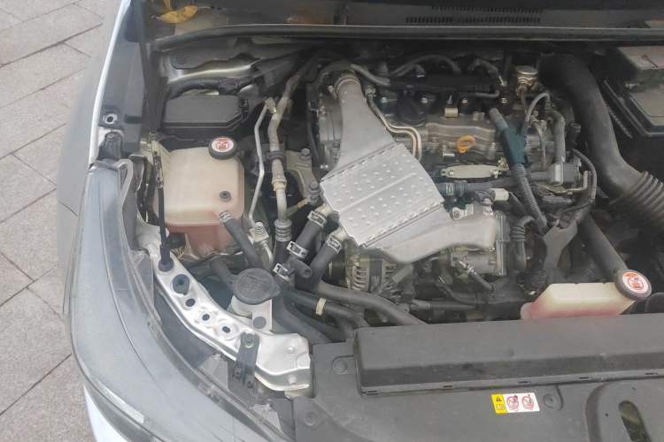 Used Toyota Levin 2019 185T CVT Entry-Level Version China VI Standard Engine Bay Right