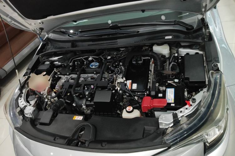 Used Toyota Levin 2019 Dual-Engine 1.8H E-CVT Luxury Edition China VI Standard Engine Bay