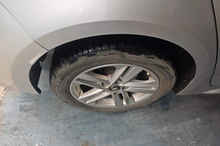 Used Toyota Levin 2019 185T CVT Luxury Edition China VI Standard Exterior 5