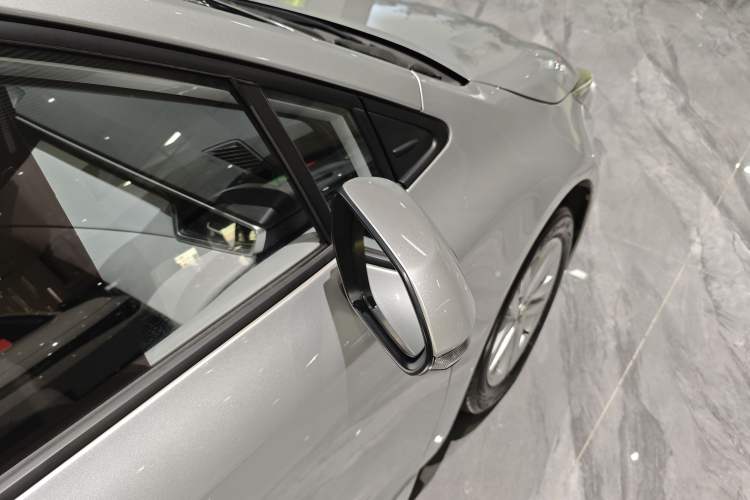 Used Toyota Levin 2019 185T CVT Luxury Edition China VI Standard Exterior 6