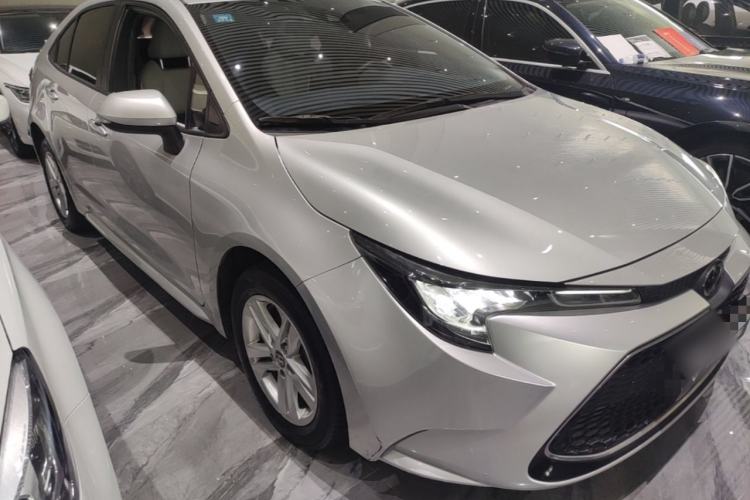 Used Toyota Levin 2019 185T CVT Luxury Edition China VI Standard Front Right 45 Deg