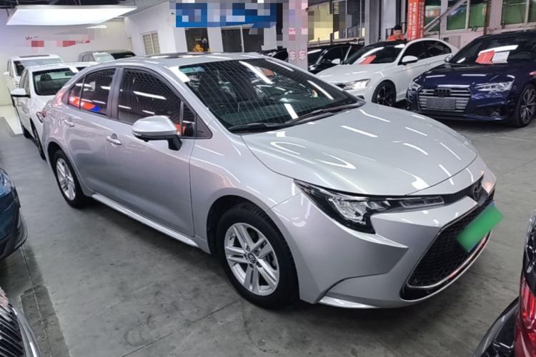 Used Toyota Levin 2019 185T CVT Luxury Edition China VI Standard Front Right 45 Deg