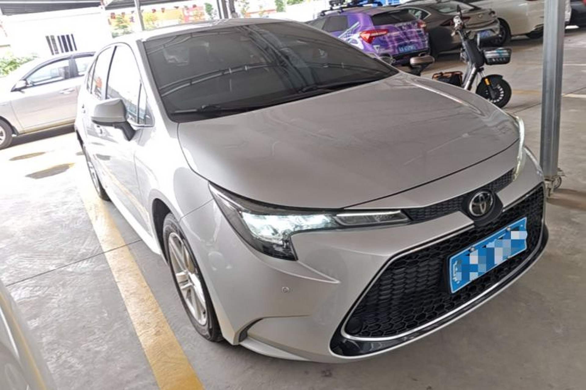 Used Toyota Levin 2019 185T CVT Luxury Edition China VI Standard Front Right 45 Deg