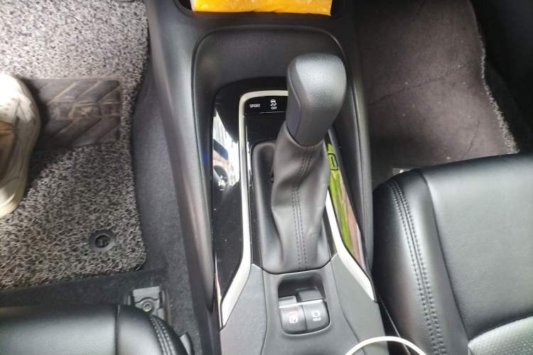 Used Toyota Levin 2019 185T CVT Luxury Edition China VI Standard Gear Lever