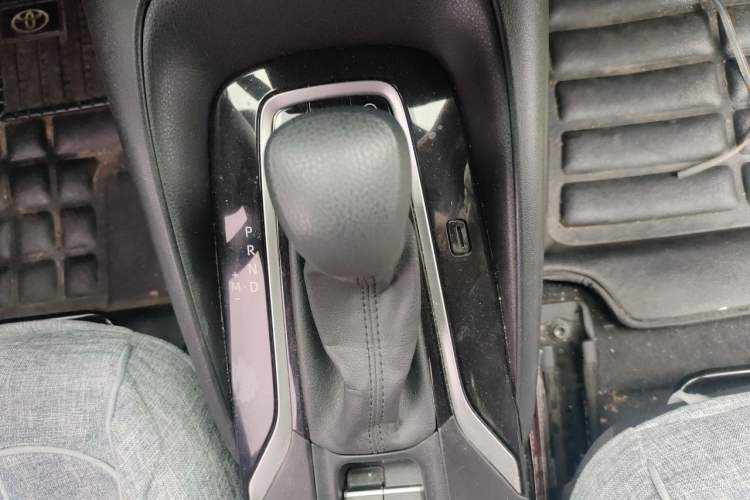 Used Toyota Levin 2019 185T CVT Luxury Edition China VI Standard Gear Lever