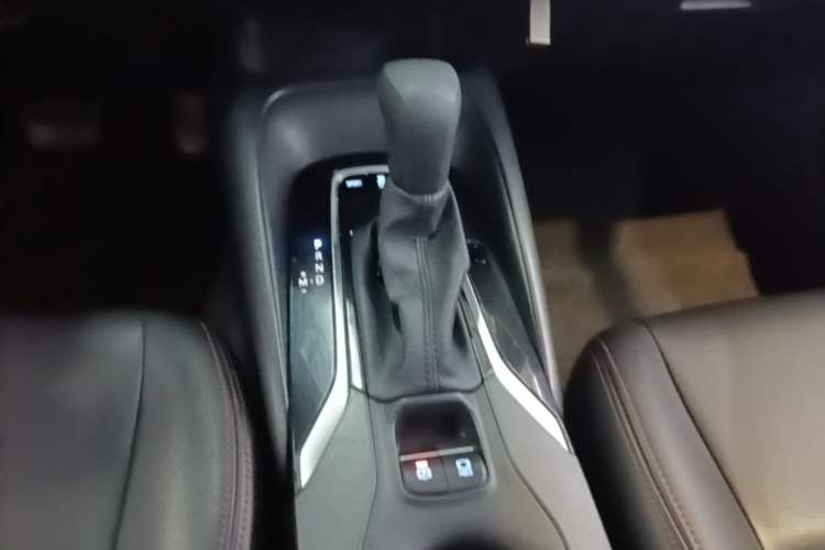 Used Toyota Levin 2019 185T CVT Luxury Edition China VI Standard Gear Lever