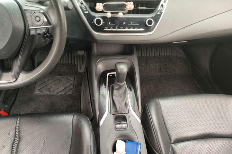 Used Toyota Levin 2019 185T CVT Entry-Level Version China VI Standard Gear Lever