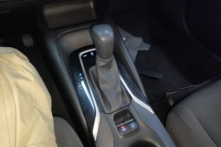 Used Toyota Levin 2019 185T CVT Luxury Edition China VI Standard Gear Lever